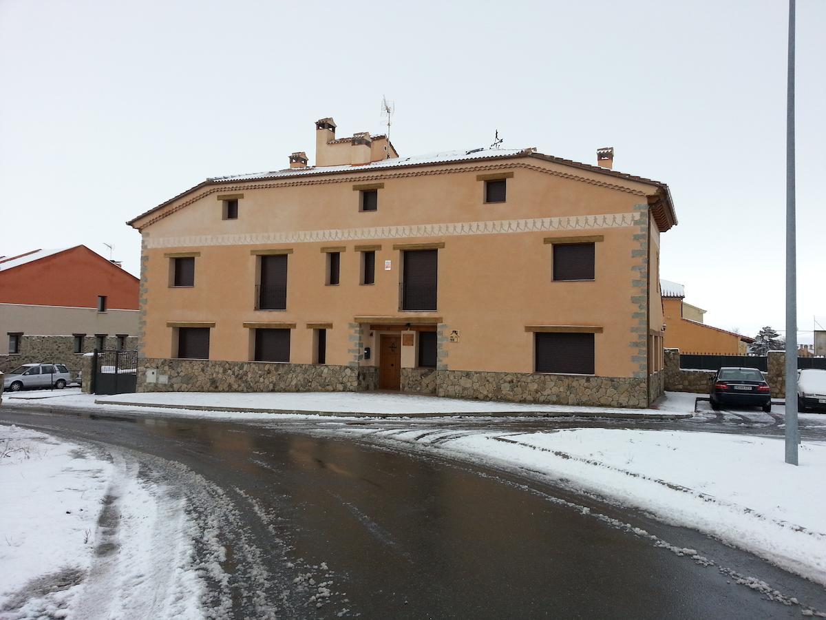 Hotel Rural La Casa Del Tio Telesforo Trescasas Eksteriør bilde
